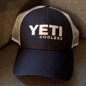 YETI coolers hat -one size fits most Navy and white